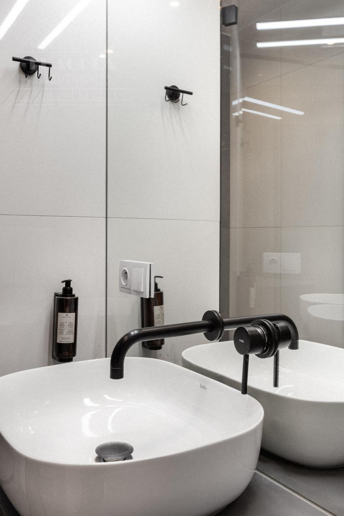 Artsquare Fragola Apartments - City Center Kazimierz Krakow Exterior photo